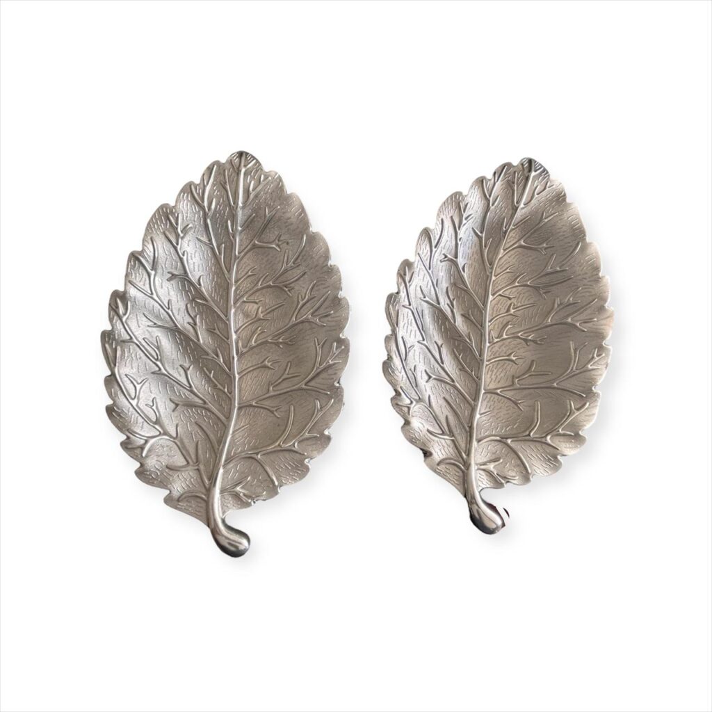 Leaf Plate- Silver Color