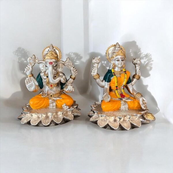 Lord Ganesh & Goddess Laxmi Idols