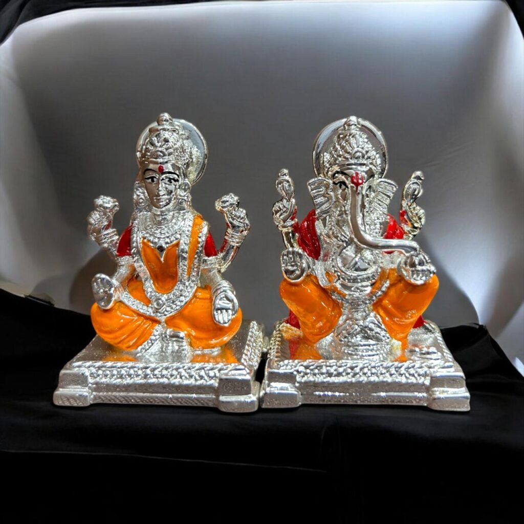 Goddess Laxmi & Lord Ganesh idols (Small)